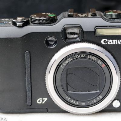 Canon Powershot G7 Nach Getaner Arbeit Und Eingezogenem Objektiv