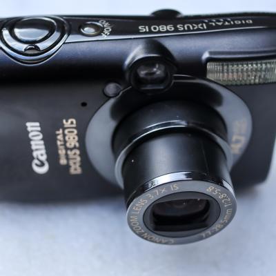 Canon Ixus 980 Von Vorne